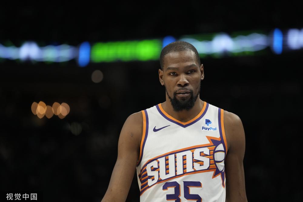 他在重压下 他在重压下